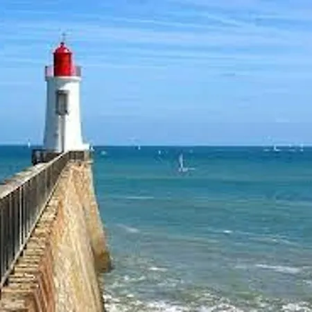 Cosy Avec Piscine, Pres Du De Tanchet Et Plages, - Fr-1-325-129 דירה Les Sables-dʼOlonne